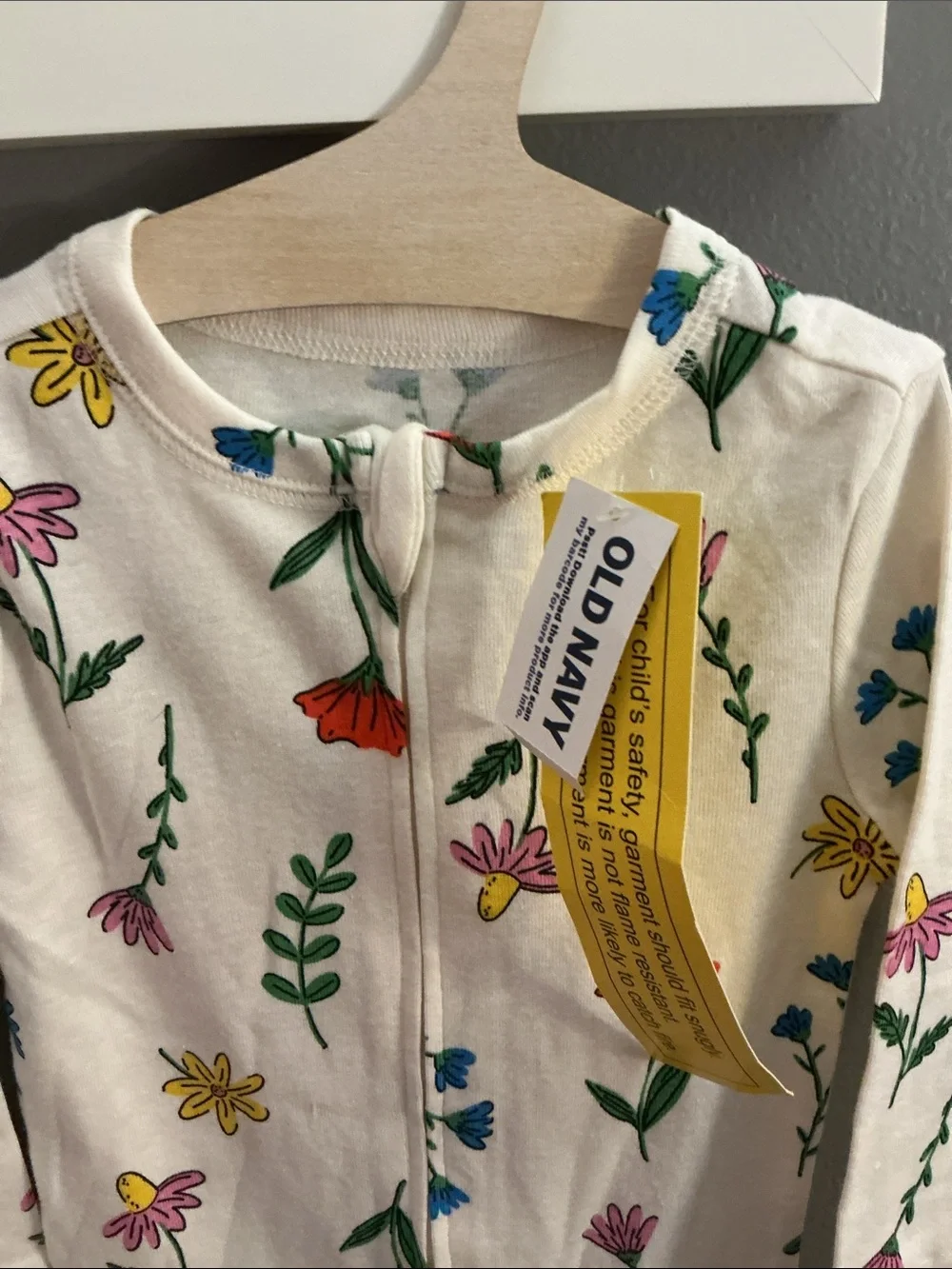 Old Navy floral-print zippered one-piece baby sleeper . NWT